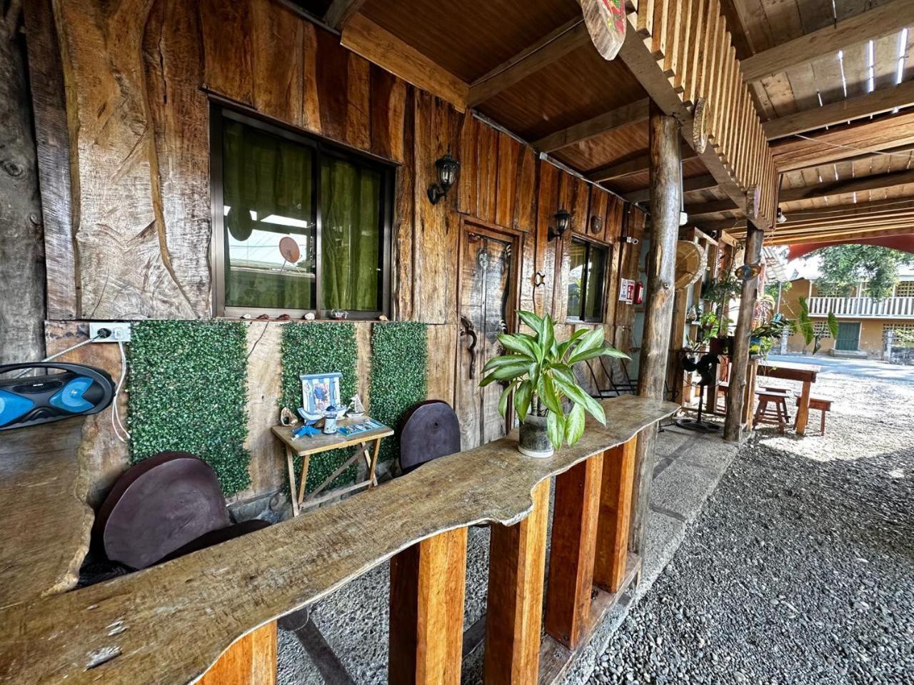 Hostel Rustico Marabi Tárcoles المظهر الخارجي الصورة